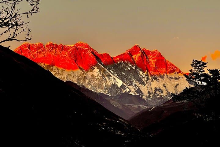 Everest Base Camp Trek: 14-Day Guided Trek from Lukla to Kala Patthar photo 2