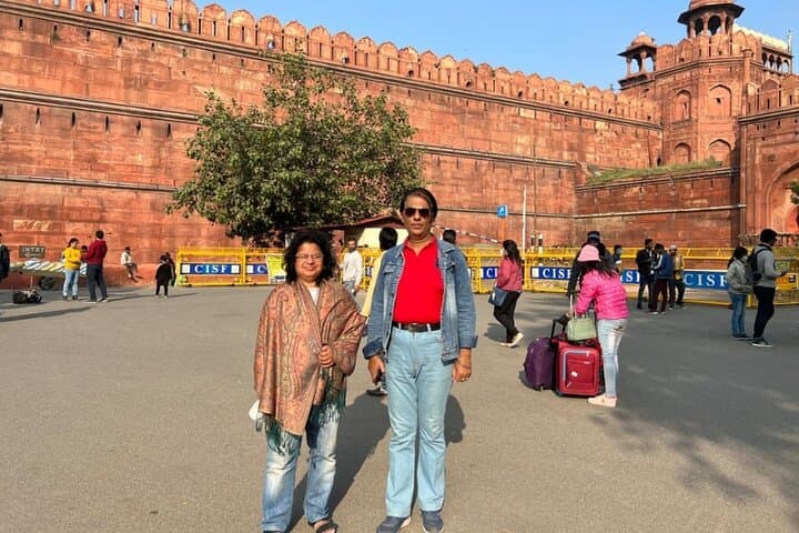 Private Delhi Luxury Tour: Full-Day Guided Sightseeing of Old & New Delhi photo 5