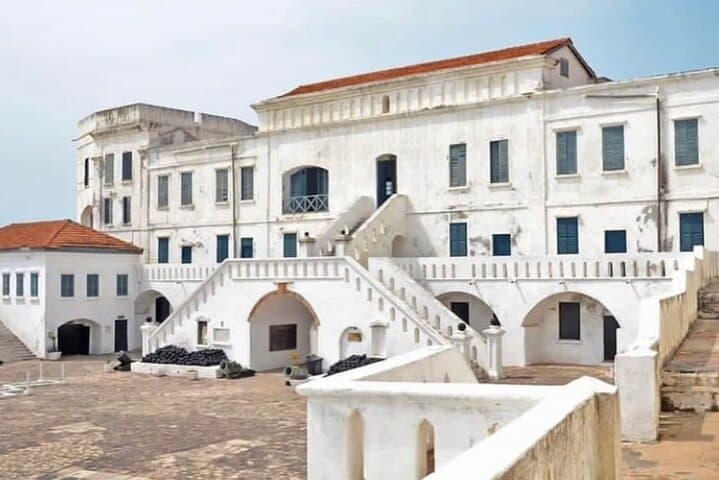 Walking the Doors of No Return: Cape Coast Castle, Assin Manso & Central Coast History