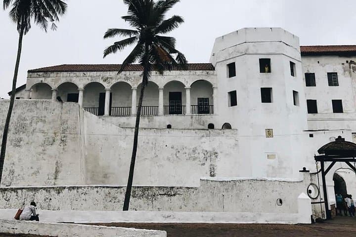 Walking the Doors of No Return: Cape Coast Castle, Assin Manso & Central Coast History photo 5