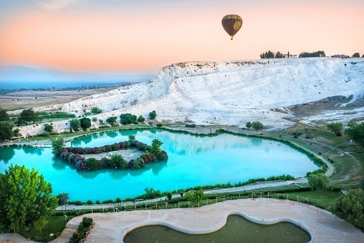 Dawn Balloon Flight Over Pamukkale's White Terraces photo 2