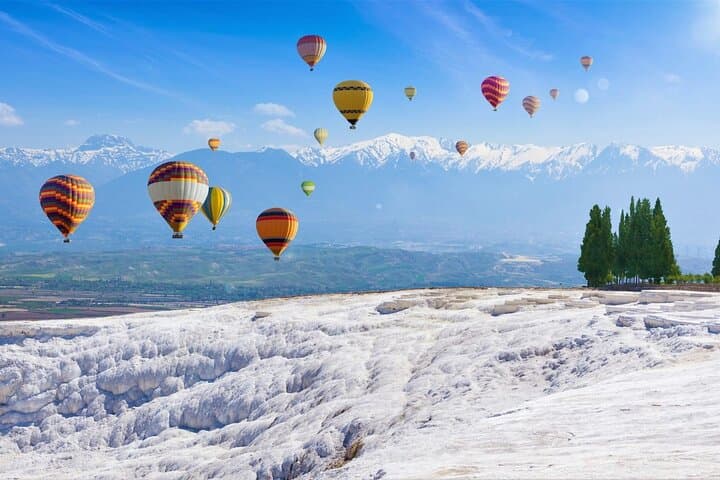 Dawn Balloon Flight Over Pamukkale's White Terraces photo 3