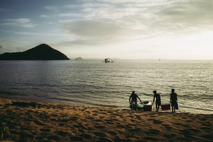 Private Linapacan Island Day Trip from El Nido — Snorkel, Beaches & Buffet Lunch photo 6