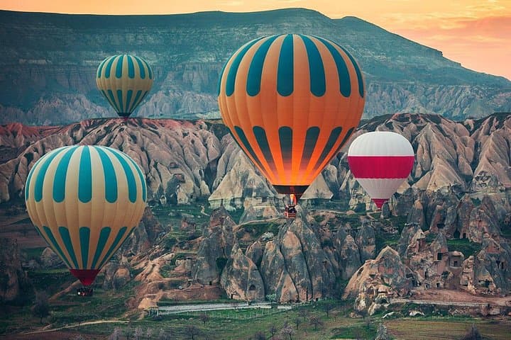 Hot Air Balloon Ride Over Soganli Valley, Cappadocia — Sunrise Sightseeing