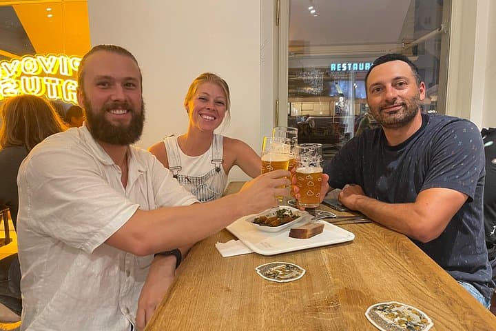 prague-neighborhood-beer-and-food-tour-dejvice-bubenec photo 3