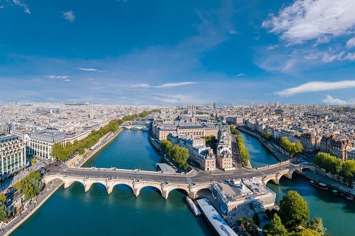 Paris City Center Self-Guided Walking Tour — Bastille to Eiffel Tower photo 2