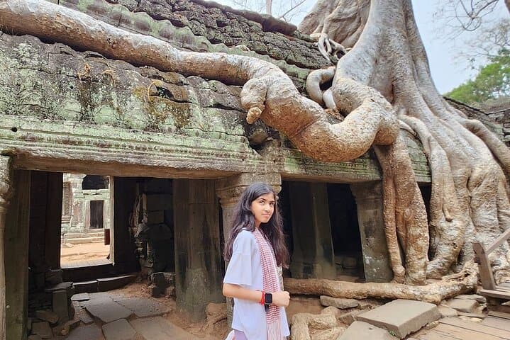 2-Day Private Angkor Temple Highlights: Sunrise at Angkor Wat & Sunset Over Rice Fields photo 5