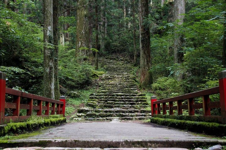 Explore Holy Mt Horaiji: Private Guided Cultural Hike in Aichi