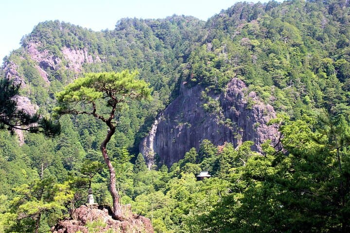 Explore Holy Mt Horaiji: Private Guided Cultural Hike in Aichi photo 2