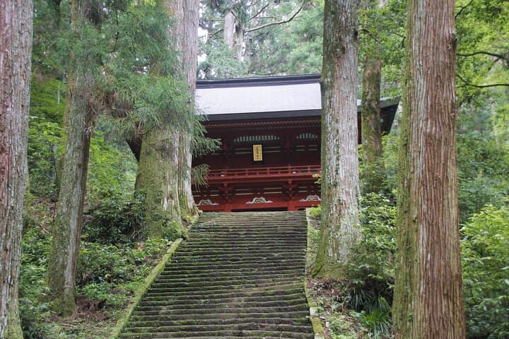 Explore Holy Mt Horaiji: Private Guided Cultural Hike in Aichi photo 3