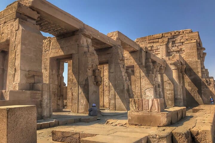 Edfu & Kom Ombo: Full-Day Temple Tour from Luxor photo 5