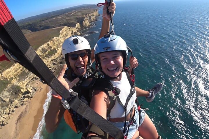 Coastal Paragliding Near Lisbon — Tandem Flights for Beginners photo 2