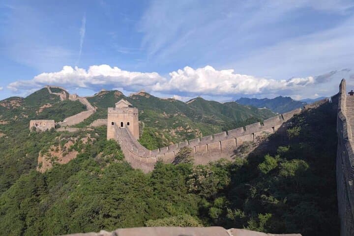 Hike Jinshanling Great Wall: Private Day Trip from Beijing