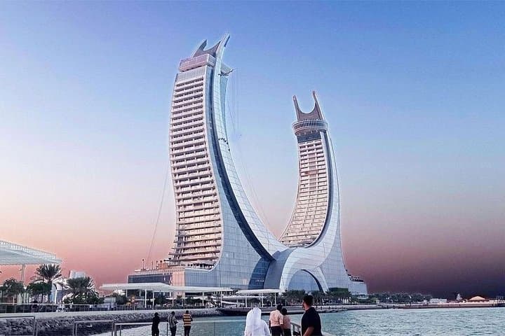 Half-Day Private Guided Tour of Doha — Corniche, Souq Waqif & The Pearl photo 2