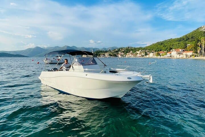 Private Half-Day Speedboat Tour to the Elaphiti Islands from Dubrovnik photo 2