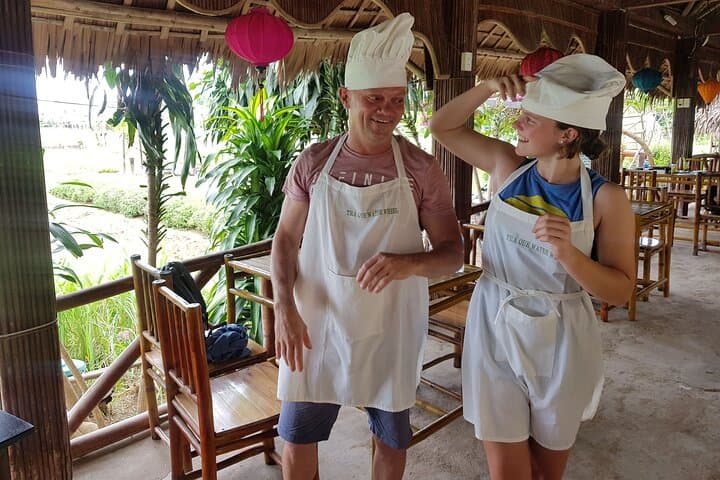 Hoi An Countryside Bicycle & Cooking Class — Tra Que Village Experience photo 6