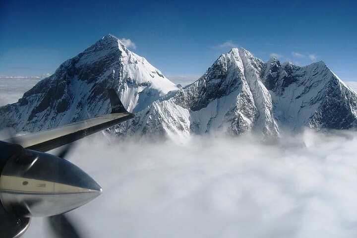 Everest Mountain Flight and Kathmandu Full-Day Cultural Tour photo 4