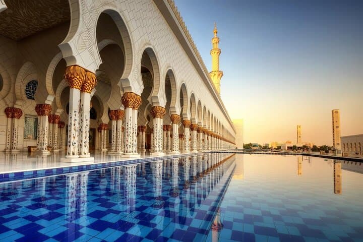 Full-Day Abu Dhabi Tour from Dubai: Sheikh Zayed Mosque, Corniche & Buffet Lunch photo 3