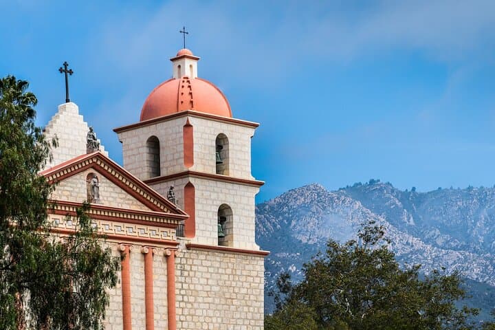 Santa Barbara Historical & Architectural Private Walking Tour: Presidio to City Hall photo 2
