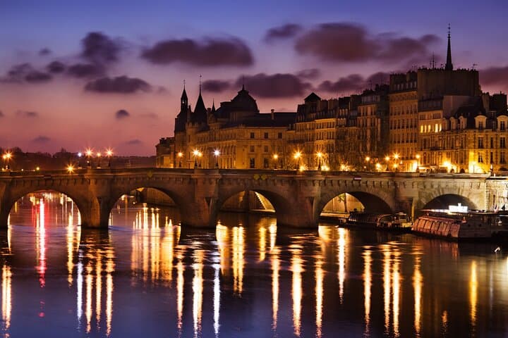 Paris Christmas Dinner Cruise on the Seine: Gourmet Evening Aboard Paris Seine photo 2