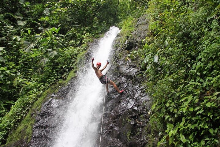 Ultimate 3-in-1 Canyoning, Whitewater Rafting & Tubing Adventure in La Fortuna photo 6