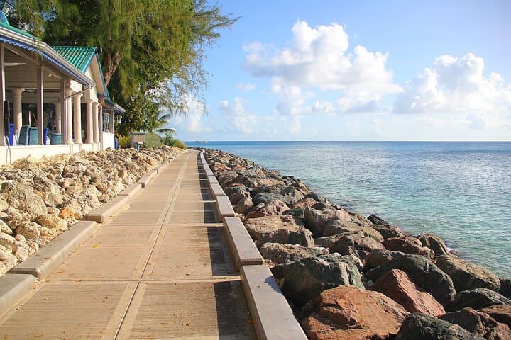 Private Honeymoon Tour Around Bridgetown: Sunset Beach Dinner & Cruise in Barbados photo 2