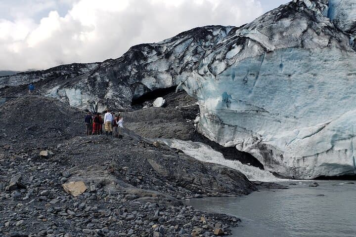 11-Day Grand Alaska Highlights Tour — Denali, Valdez & Wrangell-St. Elias Adventure photo 2