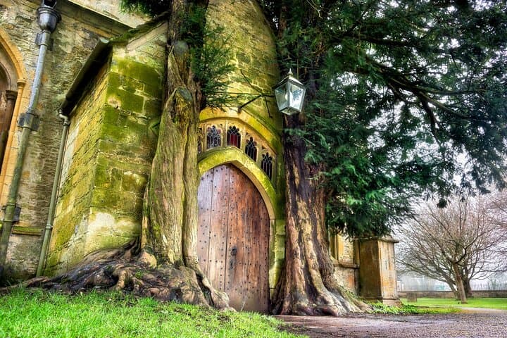 Private Cotswolds Day Tour from London: Bourton, Bibury, Stow & Burford photo 5