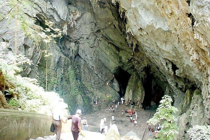 Perfume Pagoda Day Trip from Hanoi: Boat Ride, Mountain Steps & Huong Tich Cave photo 3