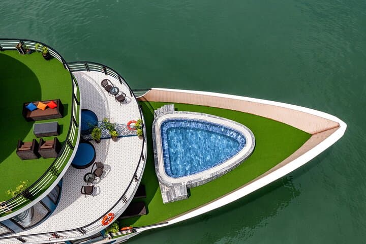 Overnight Doris Cruise: 2-Day Halong & Lan Ha Bay with Private Balcony photo 3