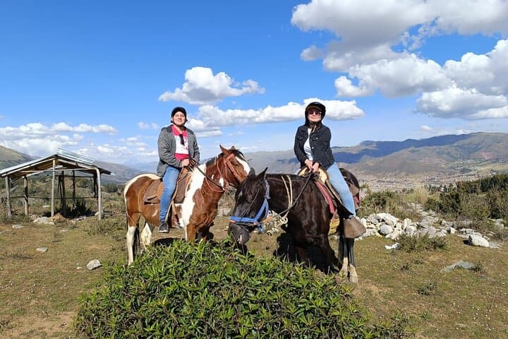 Cusco Horseback Riding: Temple of the Moon, Huayllarcocha & Chuspiyoq photo 3