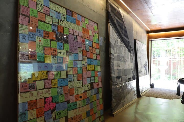 Seoul BTS Fan Walking Tour — Visit BTS Homes, Cafes & Jamsil Handprints photo 4