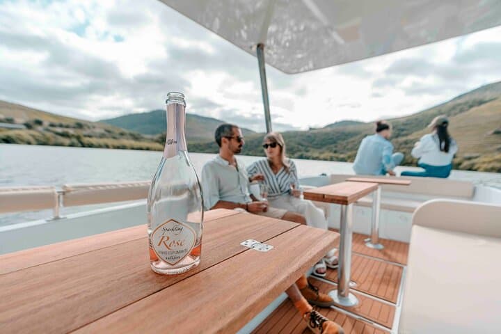 Douro Solar Boat: 1‑Hour Private Electric Cruise with Wine Tasting in Pinhão photo 5