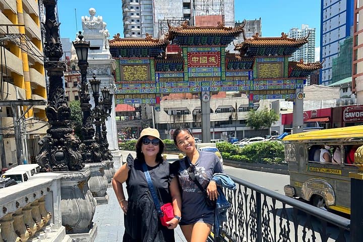 Binondo Walking Tour Manila — Explore the Oldest Chinatown & Best Street Food photo 1