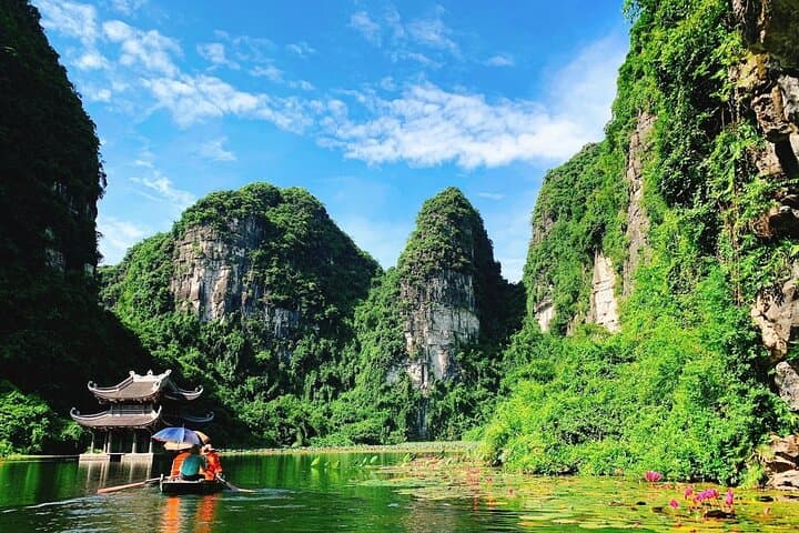 Full-Day Ninh Binh Highlights: Trang An, Bai Dinh & Tam Coc from Hanoi photo 6