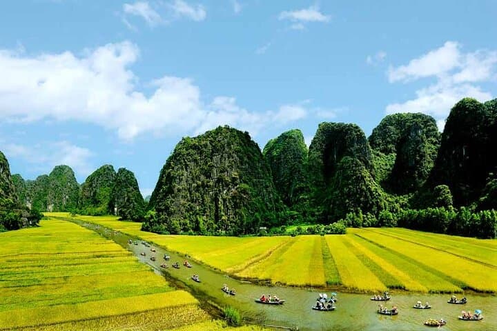 Ninh Binh in 48 Hours: Tam Coc, Mua Cave & Trang An Private Tour