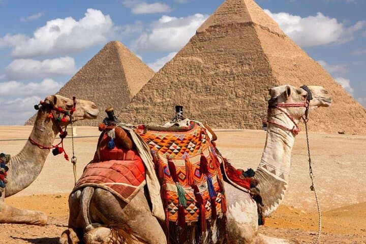 Day Trip to the Pyramids & Egyptian Museum from Sharm El Sheikh by Bus photo 3