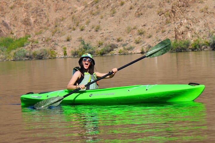 Self-Guided Kayak Rentals in Black Canyon: Explore Emerald Cave on the Colorado River