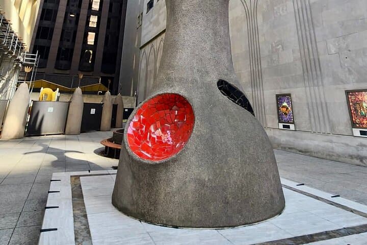 downtown-chicago-public-art-walking-tour-guide photo 5