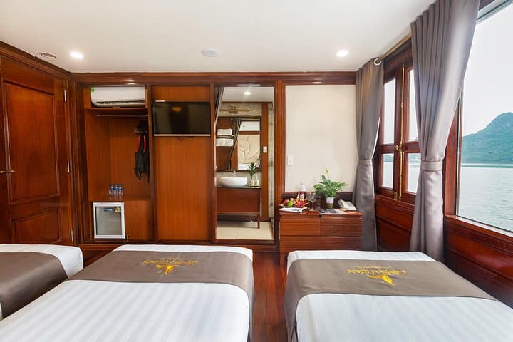 Lan Ha Bay 2-Day Luxury Cruise: Kayak Dark & Bright Cave and Overnight on a Classic Junk photo 6