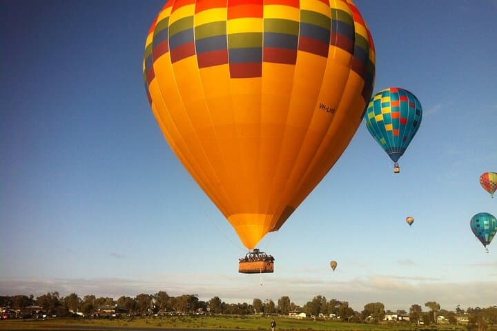Sunrise Hot Air Balloon Flight Over Avon Valley (Weekday) photo 2