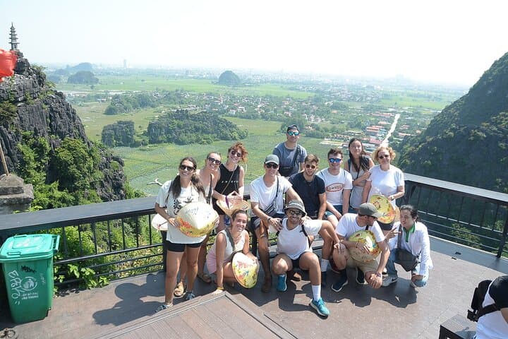 Ninh Binh Small-Group Day Tour: Trang An Grottoes, Hoa Lu & Mua Cave Viewpoint