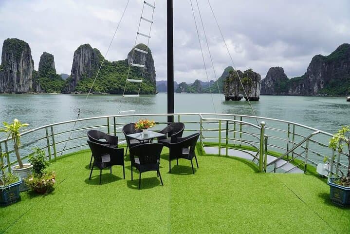 Halong Bay: 6-Hour WEGO Cruise from Tuan Chau Harbor photo 5