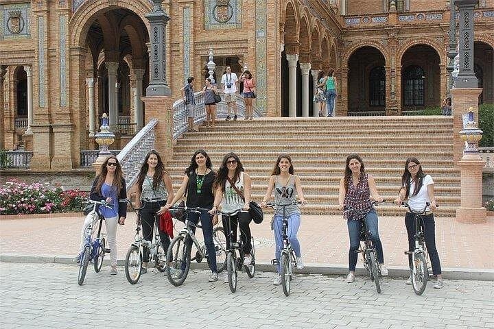 Explore Seville by Bike: City-Centre Bicycle Rentals & Best Routes photo 4