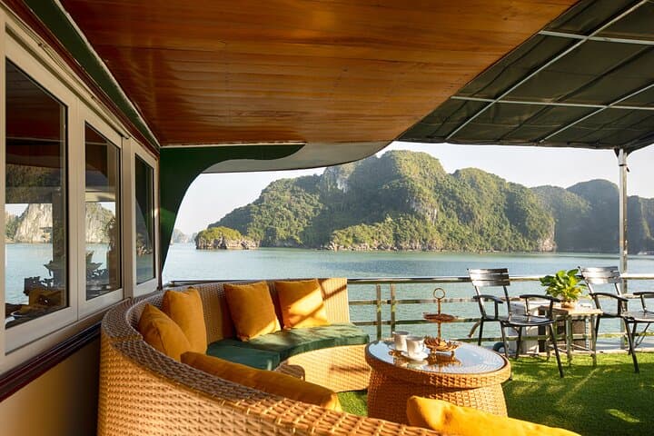Cong Cruise Full-Day Explore Halong Bay — Sung Sot Cave, Kayaking & Sunset photo 4