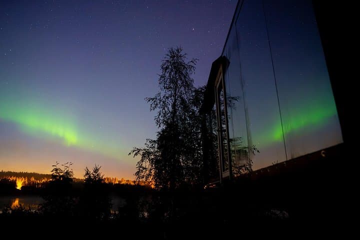 Aurora Mirror Cabin Overnight: Private Sauna & Northern Lights Experience Near Rovaniemi photo 3