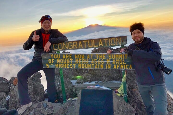 4-Day Mount Meru Trekking Itinerary: Summit, Wildlife & Acclimatization photo 2
