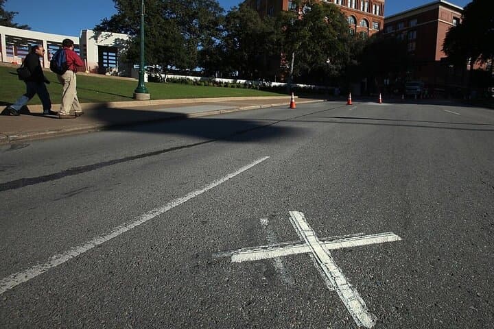 Walking Dealey Plaza: The JFK Assassination Experience in Dallas photo 4