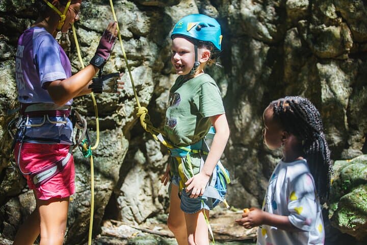 Yangshuo Rock Climbing: Guided Karst Cliff Adventure with Private Transfer photo 6