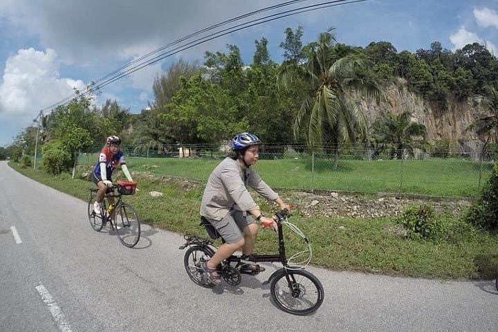Explore Kuala Lumpur by Bike: 4-Hour City Cycling Tour Highlights photo 3
